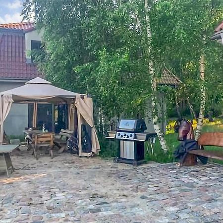 Amazing Home In Gniewino With Kitchen エクステリア 写真